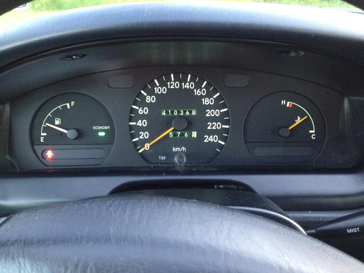 Toyota carina e (SOLGT) billede 16