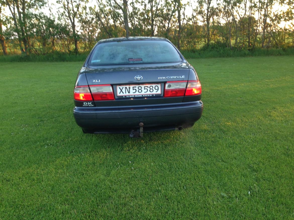 Toyota carina e (SOLGT) billede 5
