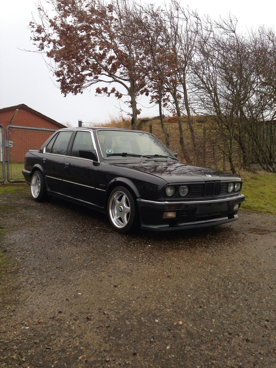 BMW 320I m-tech1 billede 3