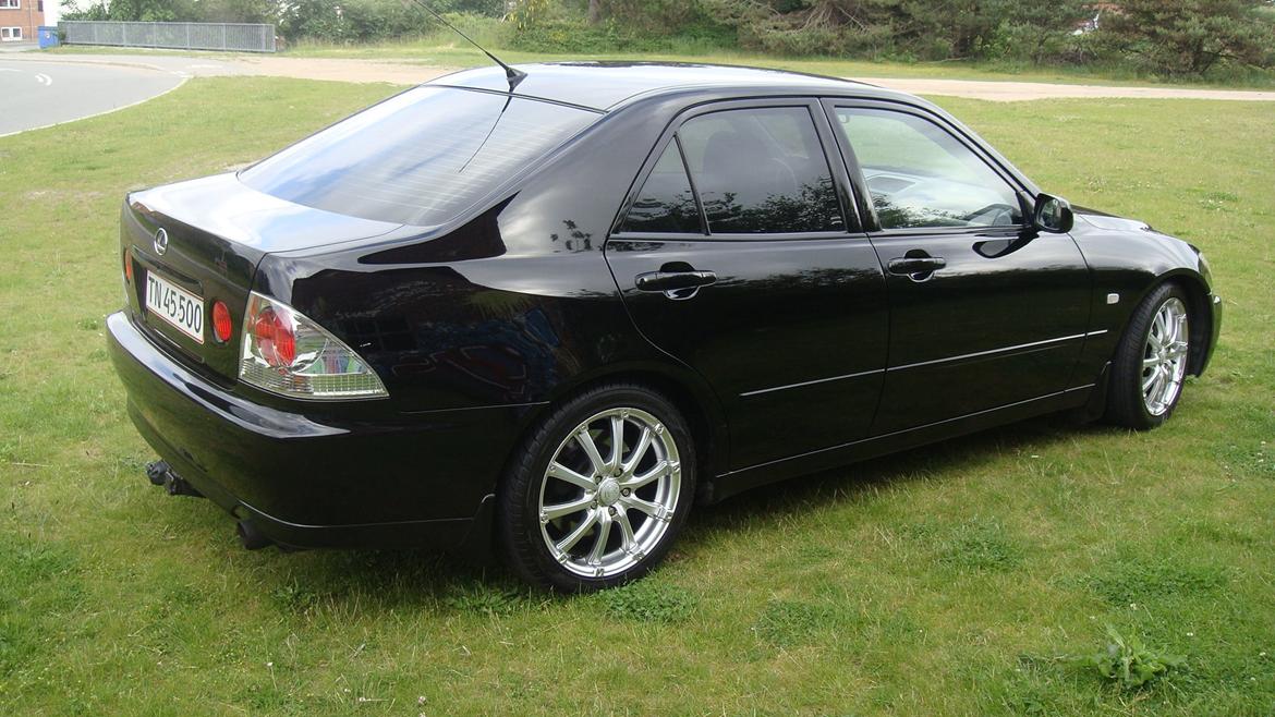 Lexus IS200 billede 5
