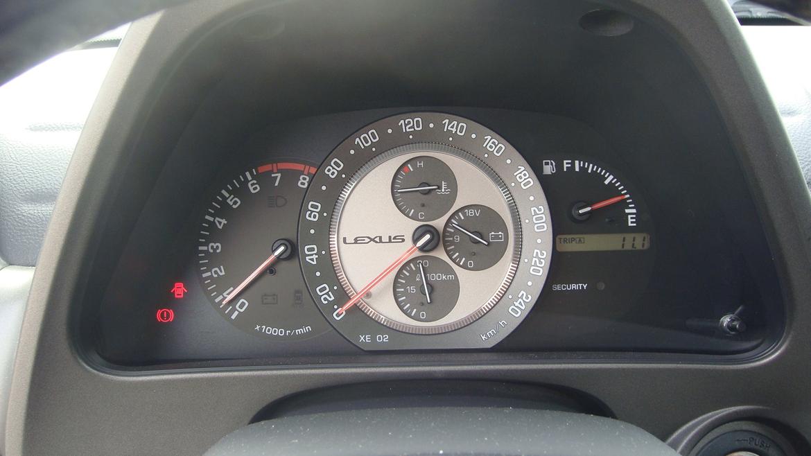 Lexus IS200 billede 11