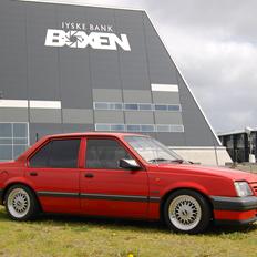 Opel Ascona c