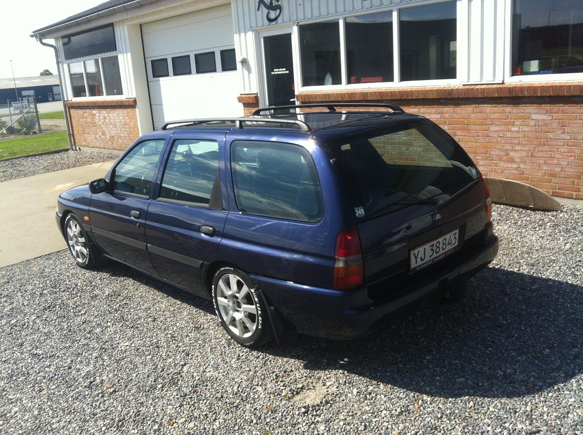 Ford Escort 1,8 Turbo billede 2