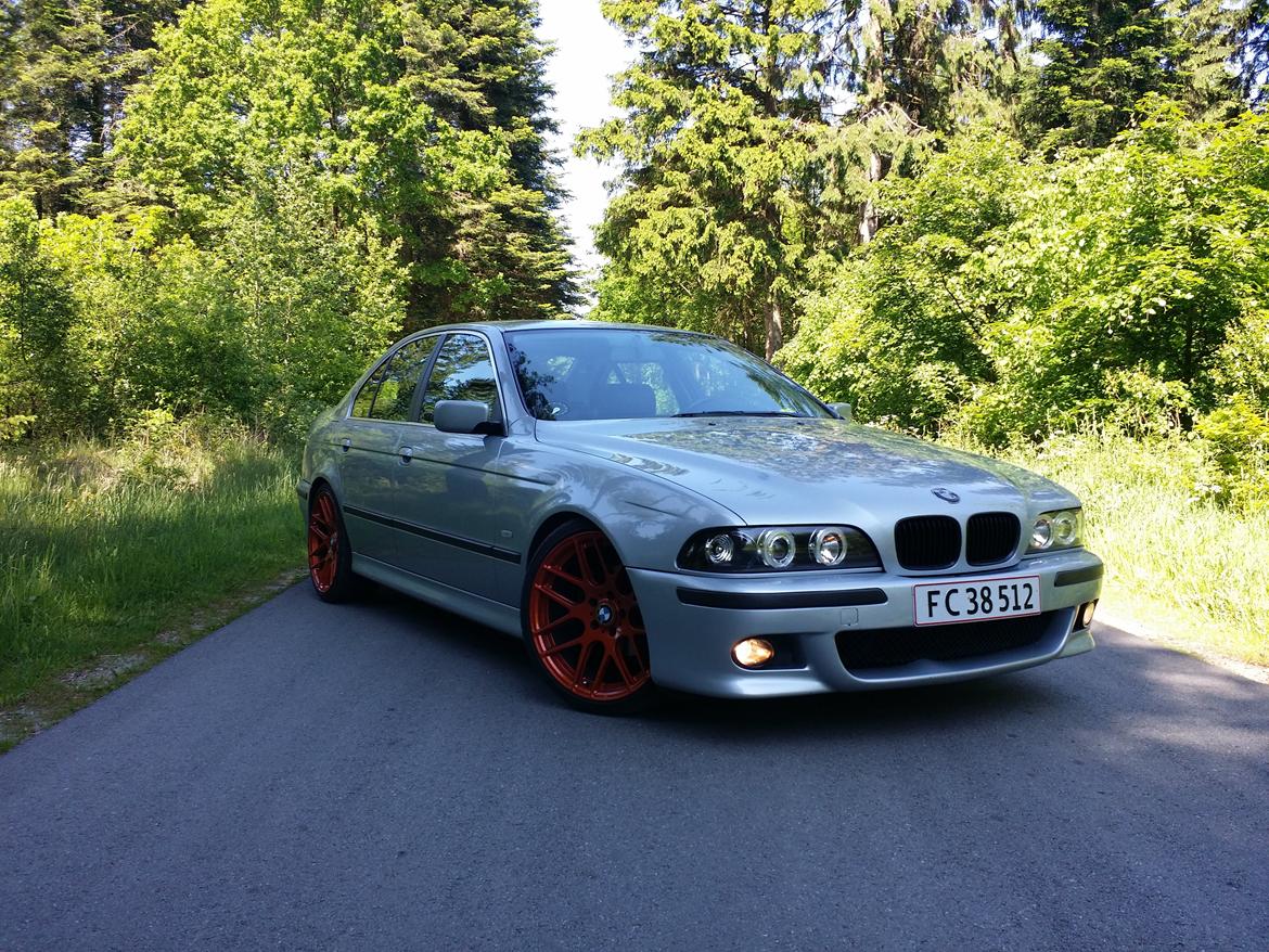 BMW 523i billede 1