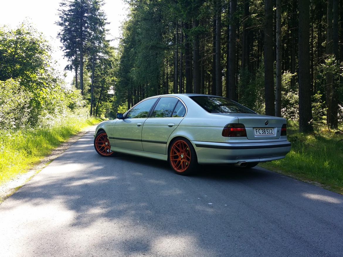 BMW 523i billede 2