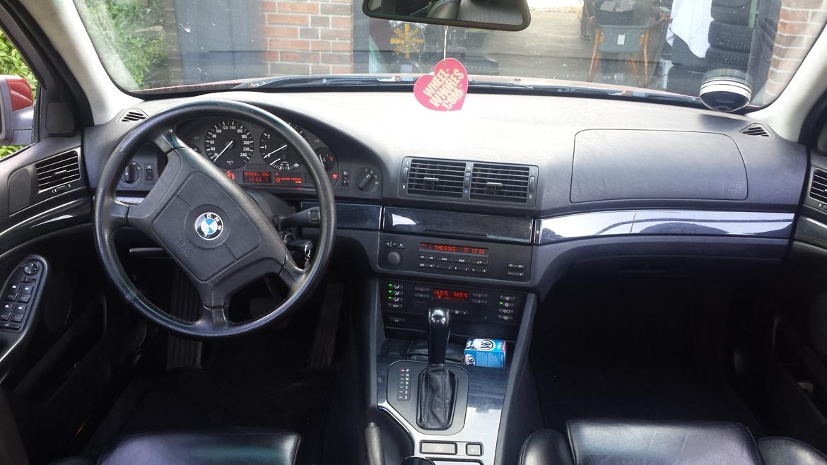 BMW E39 528i billede 10