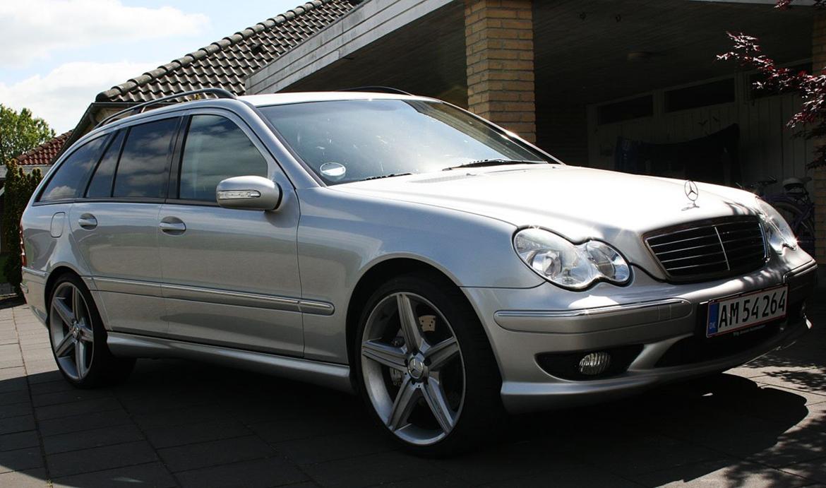 Mercedes Benz C32 AMG T Aut billede 13