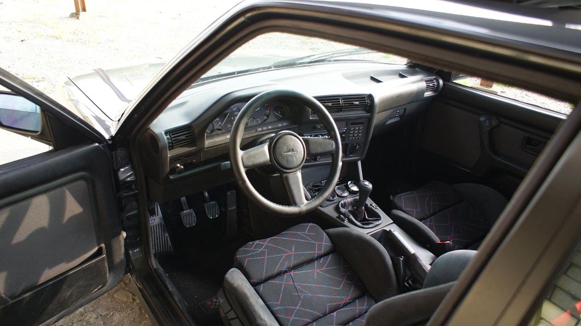 BMW 325i E30 V8 billede 12