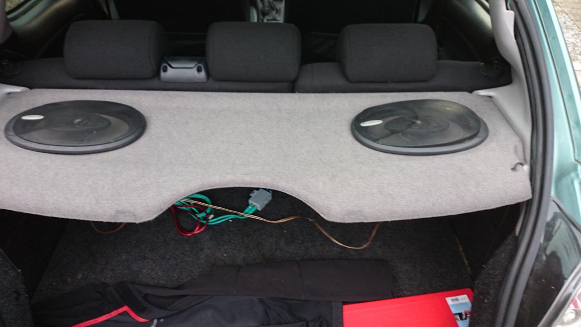 Peugeot 206 1.4 XR - Pioneer højtalerne :) billede 23