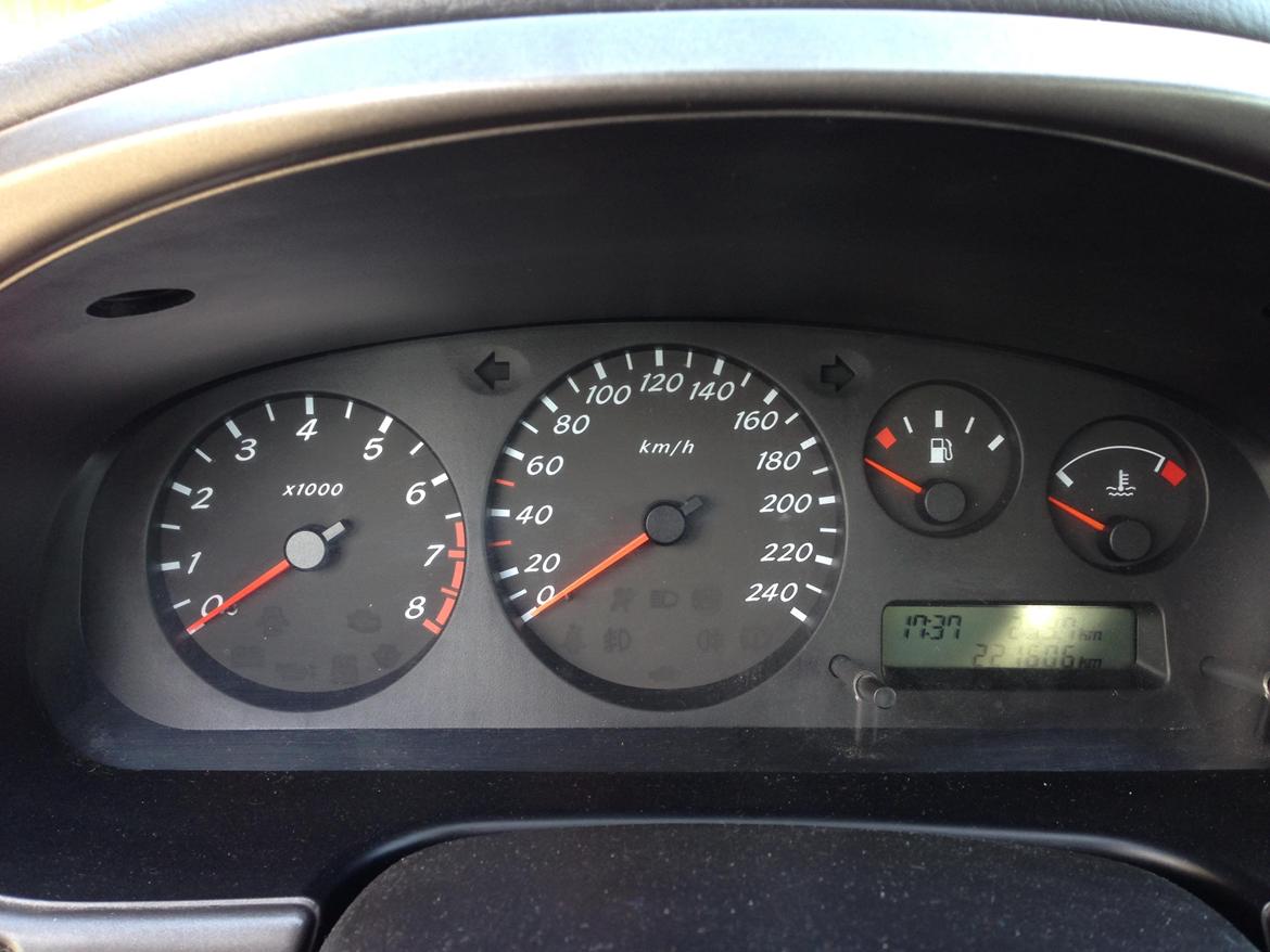 Nissan Primera 1.8 Comfort billede 9