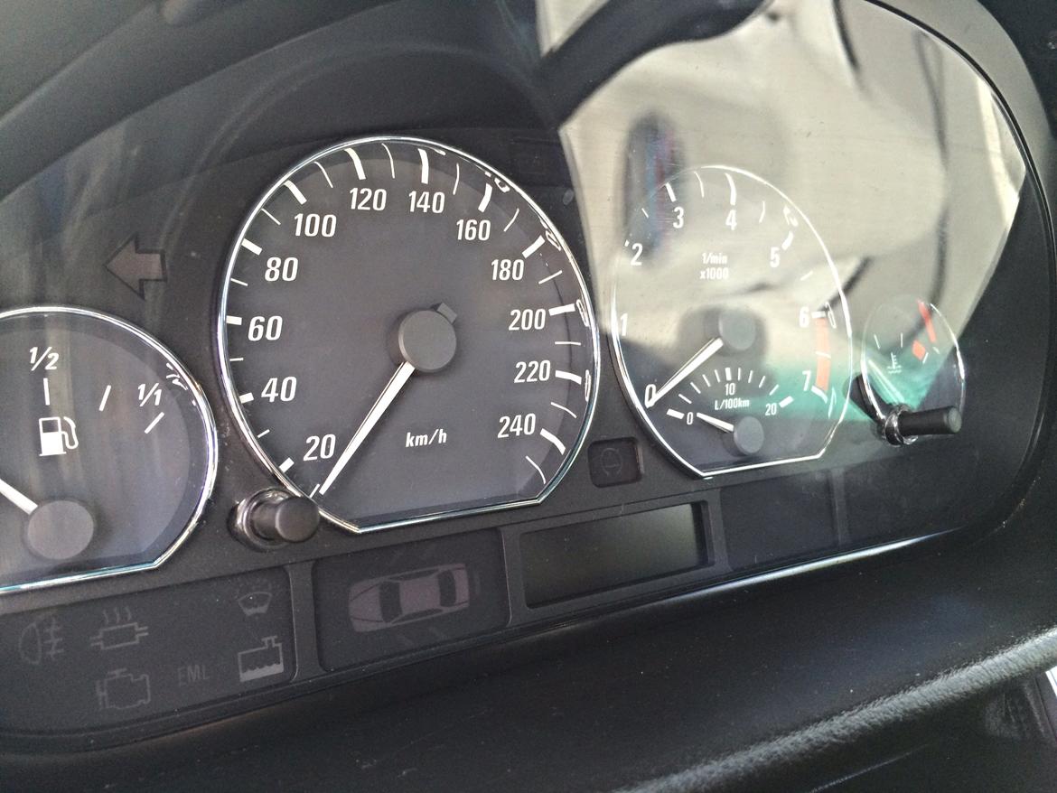 BMW 323Ci billede 16