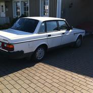 Volvo 240GL
