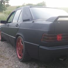 Mercedes Benz W201 190E 2.6 Sportline "Solgt"