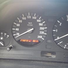 BMW E34 520i    "BIMSE"