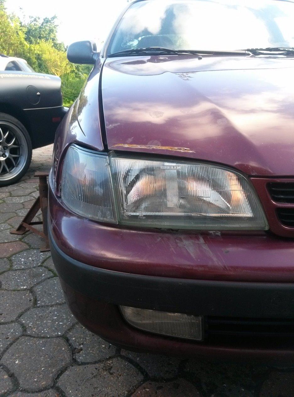 Toyota Carina E 2.0 GLI Notchback *Skrottet* billede 19