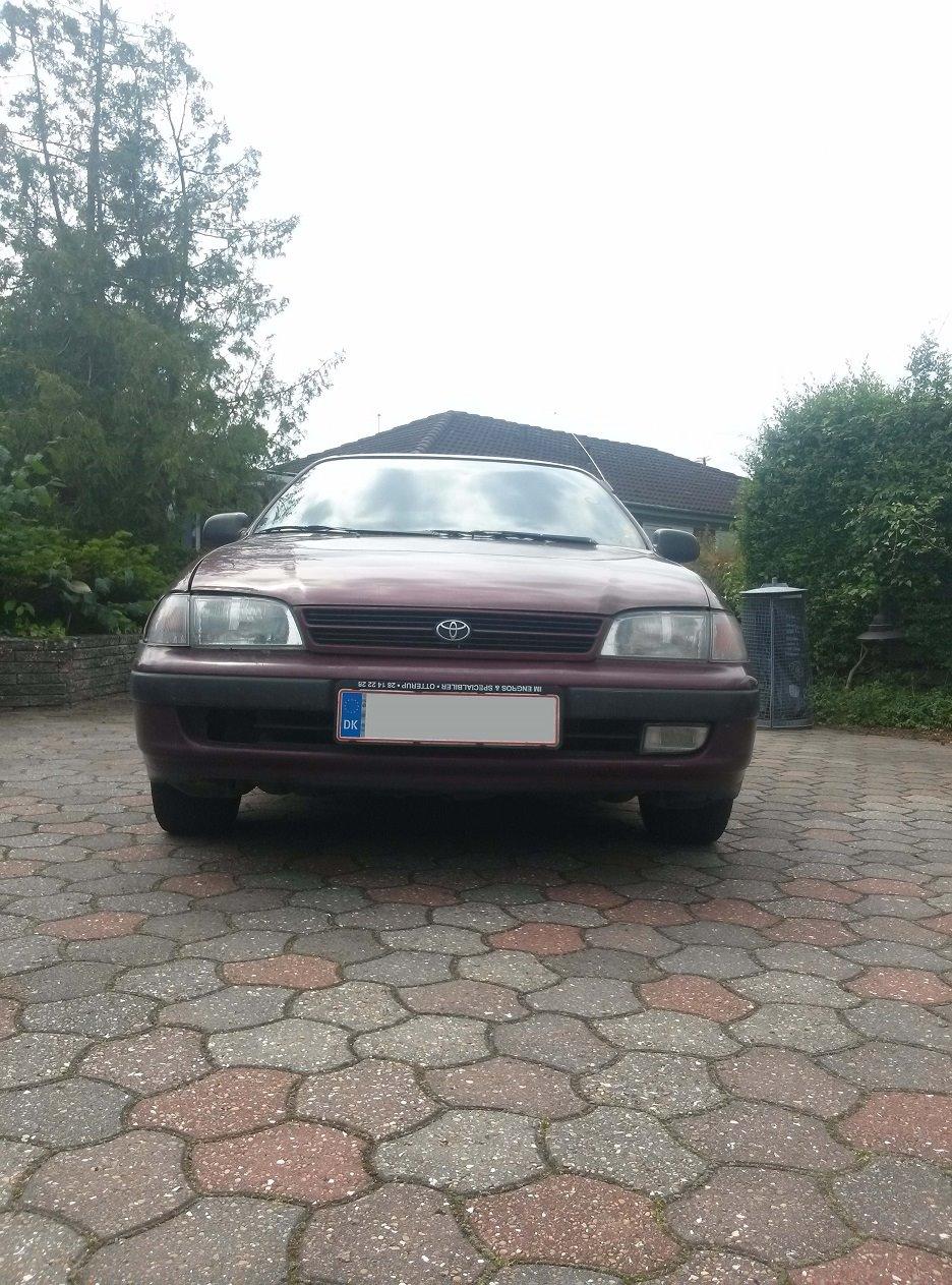 Toyota Carina E 2.0 GLI Notchback *Skrottet* billede 3