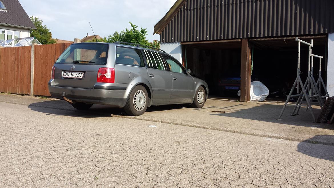 VW passat 3bg  børnecontaineren billede 5