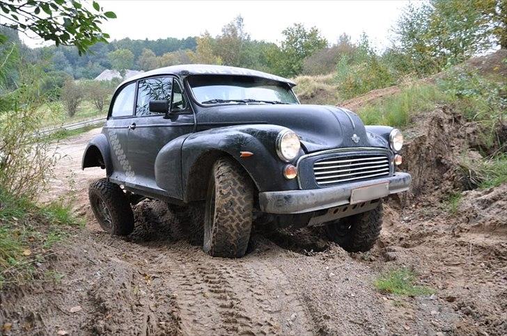 Land Rover Minor Rover V8 4x4 - 2" længere støddæmpere bag gav markant bedre akselvandring billede 8