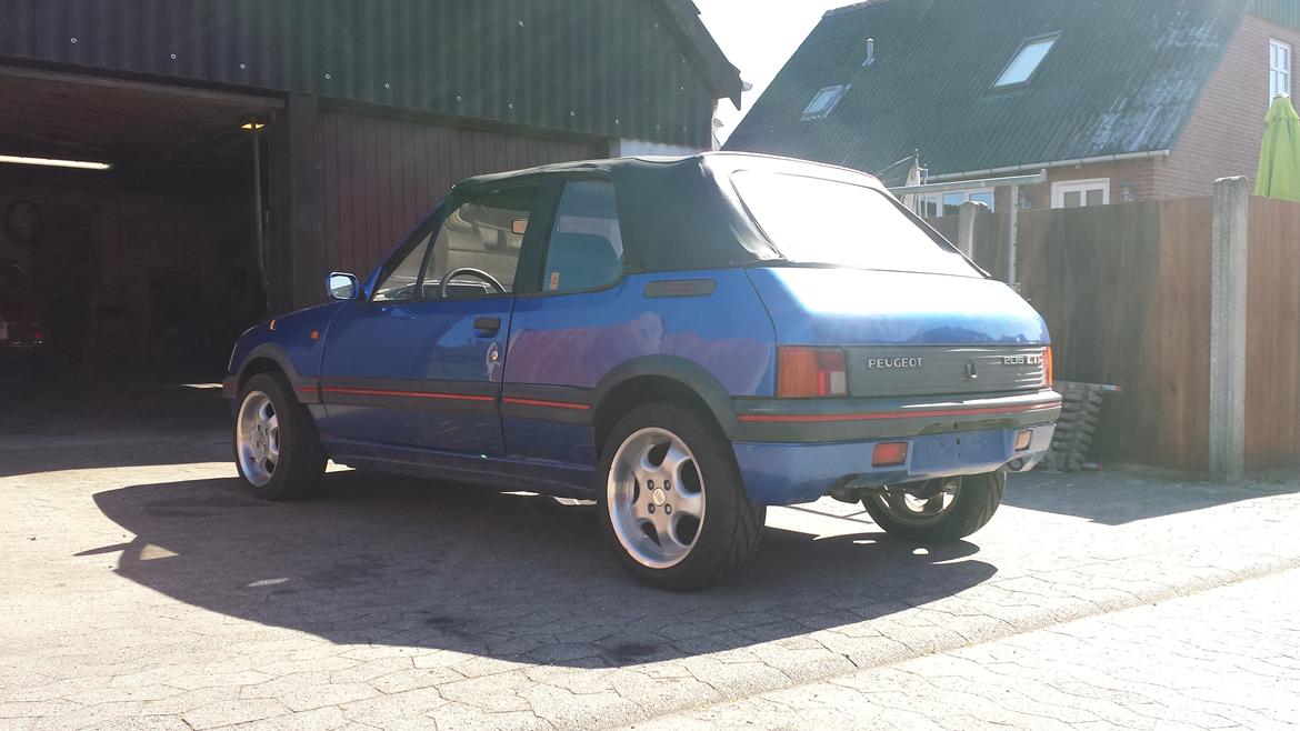 Peugeot 205 1.9 cti billede 1