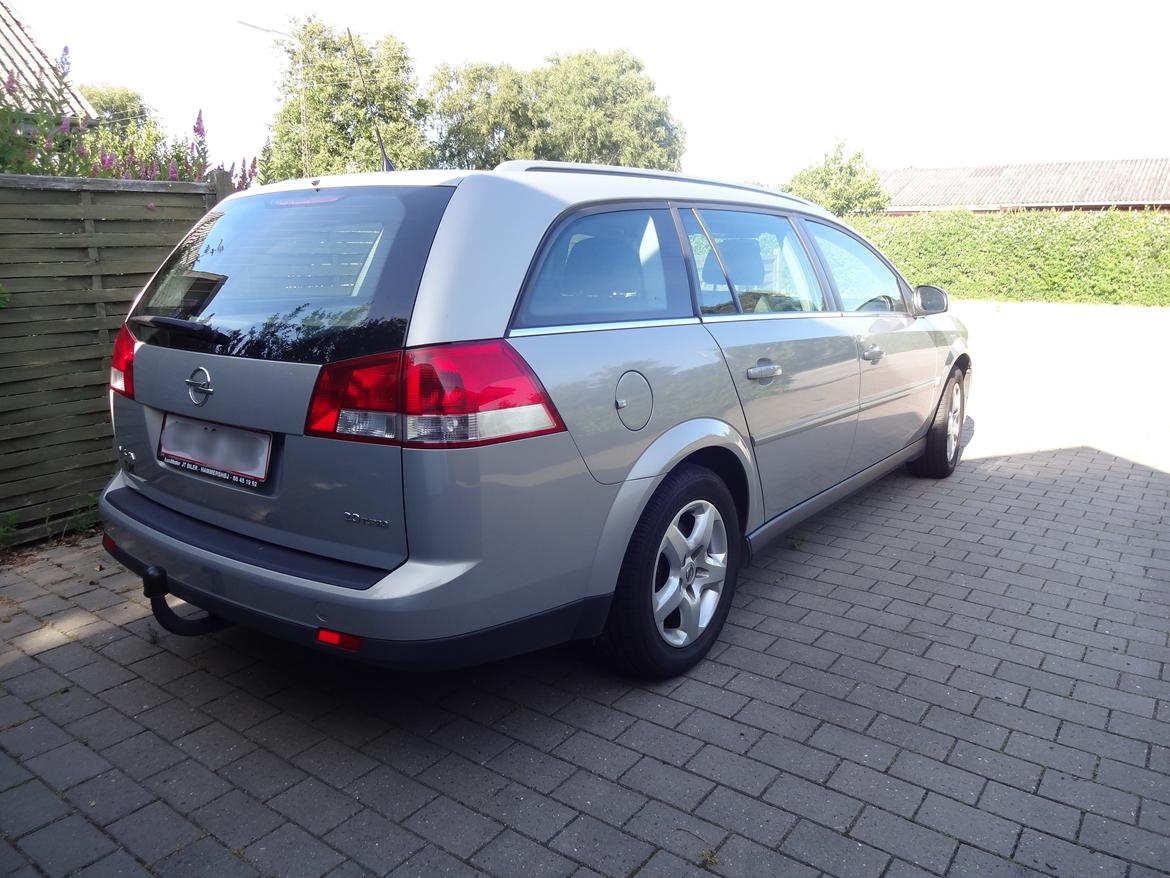 Opel Vectra C 2.0 Turbo Elegance II Wagon billede 8