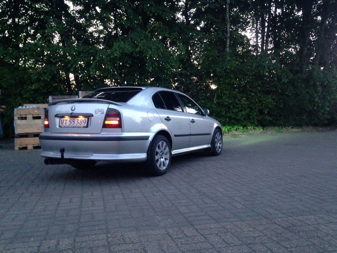 Skoda Octavia 1,6SR billede 3