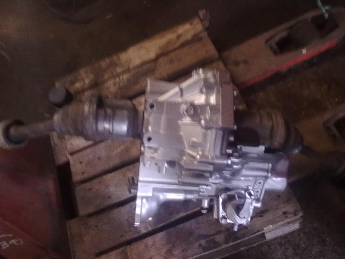 Toyota corolla e10 billede 10