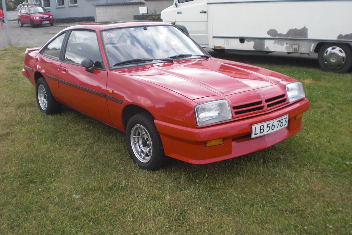 Opel manta b 1,8gt billede 2