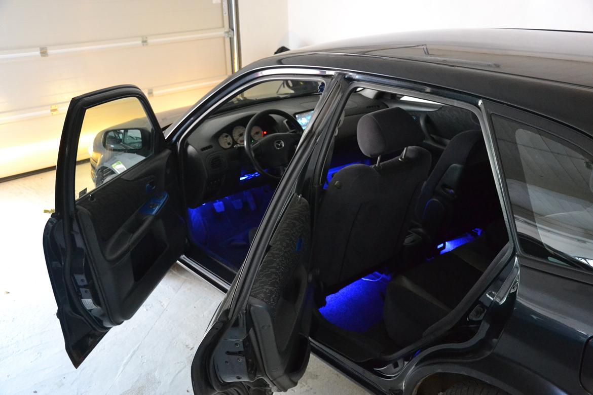 Mazda 323F BJ SLX billede 15