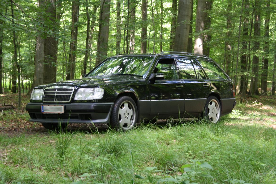 Mercedes Benz S124 - 300TD Turbo billede 5