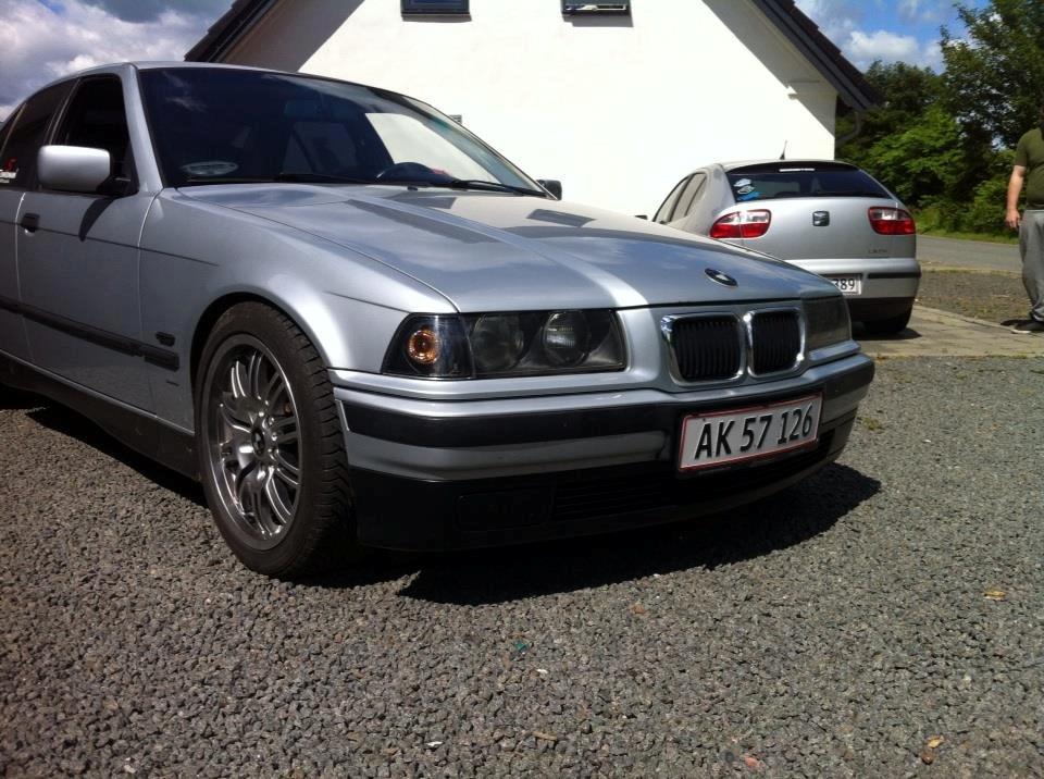 BMW E36 318i billede 2