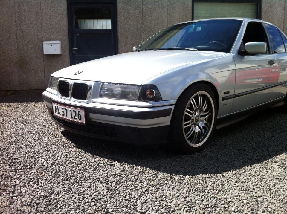 BMW E36 318i billede 8