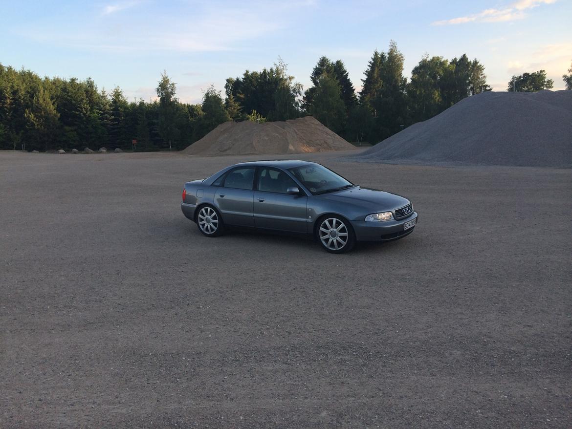 Audi a4 1.8 Turbo quattro billede 4