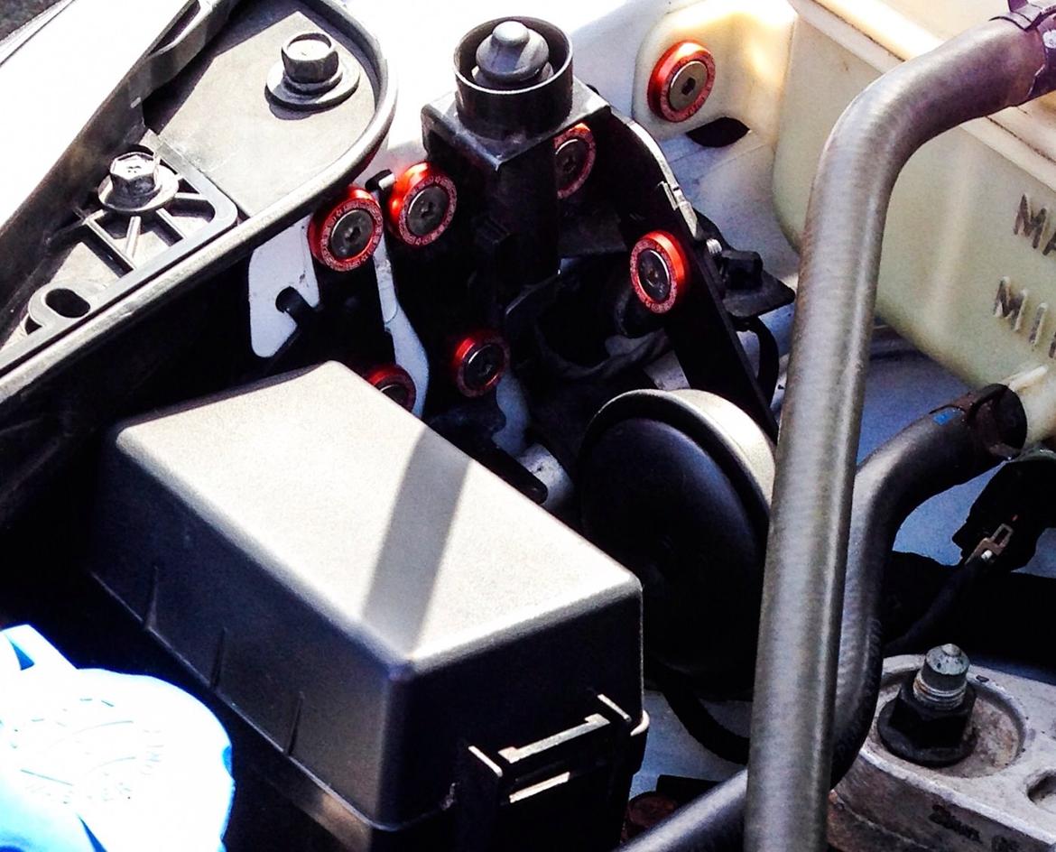 Kia Pro Ceed - Skruerne i motorrum billede 34