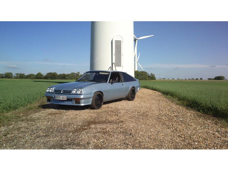 {{currentPhoto.altText}} billede {{currentPhoto.number}}