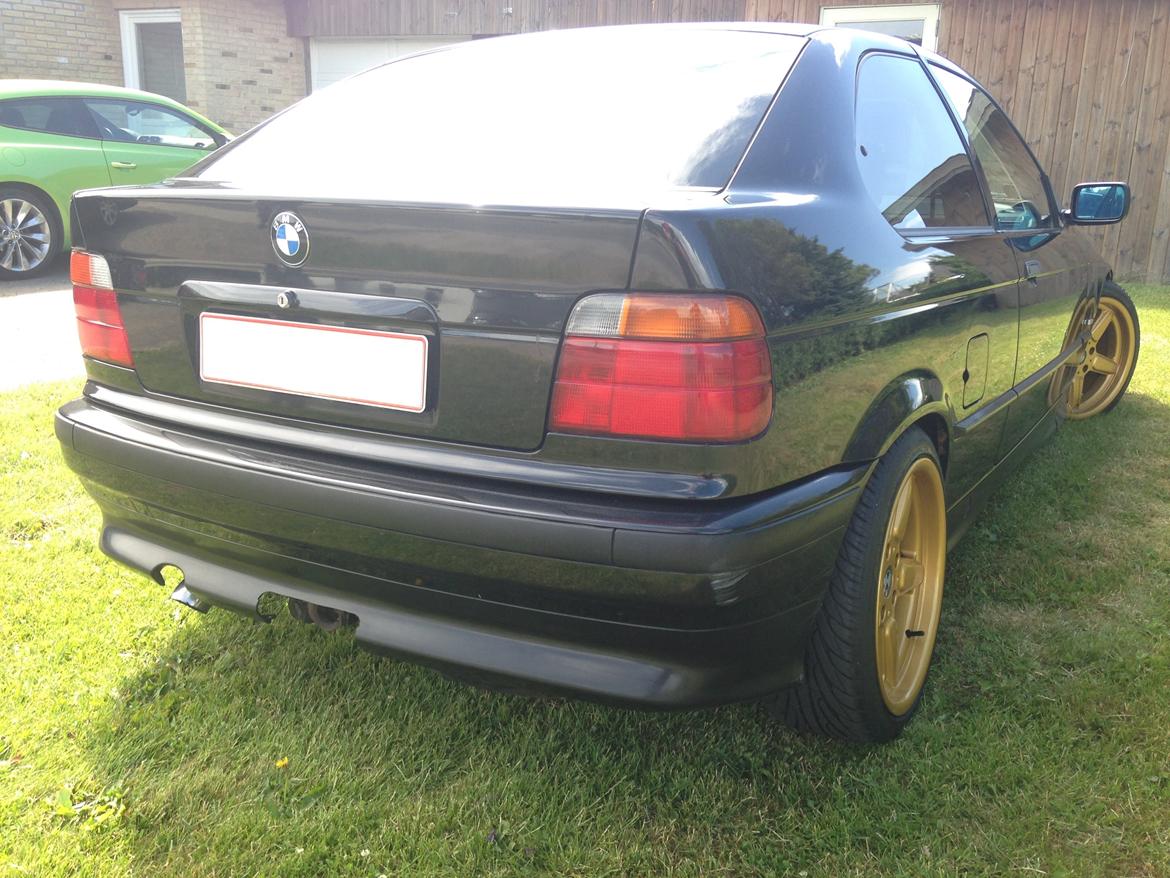 BMW E36 325 Tds Compact billede 2