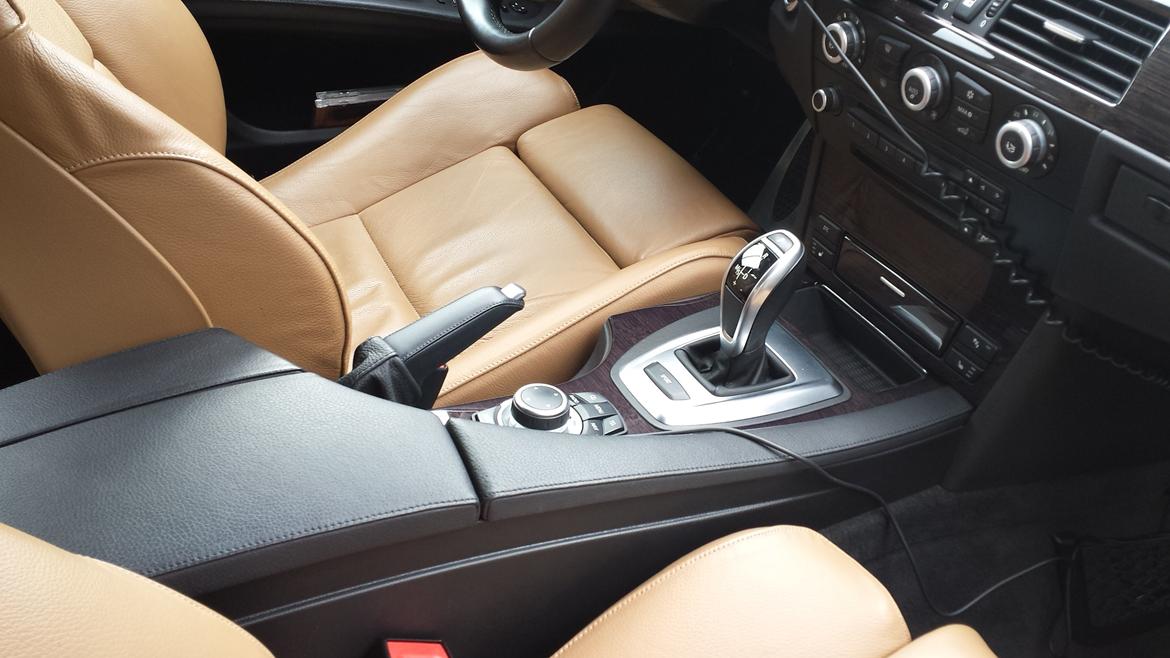 BMW 530d E61 LCi M-Sport - SOLGT billede 5