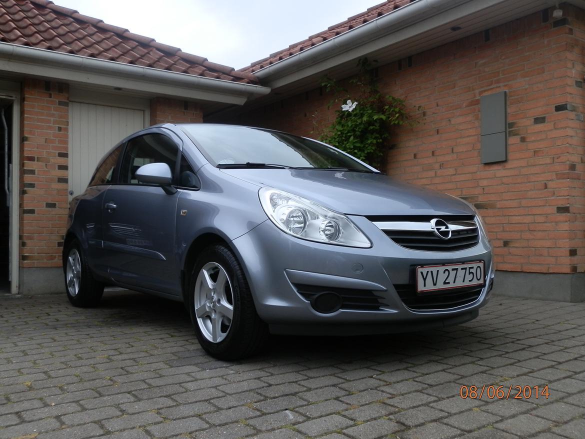 Opel Corsa 1,0 12V Enjoy ***solgt*** billede 17