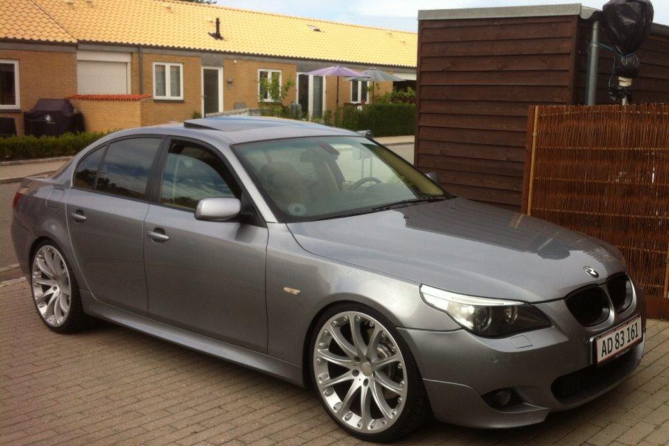 BMW E60 545i V8 billede 1