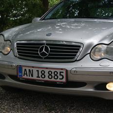 Mercedes Benz C320/W203