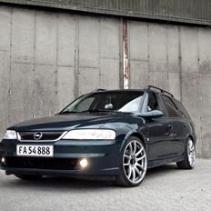 Opel Vectra B (Nyistandsat)