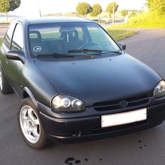 Opel Corsa 1.4i sport **SOLGT**