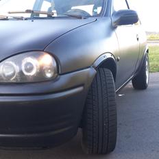 Opel Corsa 1.4i sport **SOLGT**