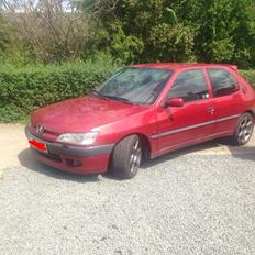 Peugeot 306