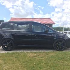 Opel Zafira B OPC 7 Personers