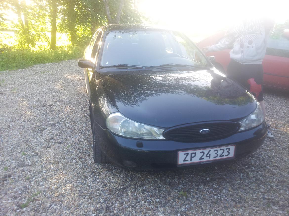 Ford Mondeo mk2 Zetec-E 2,0 billede 1