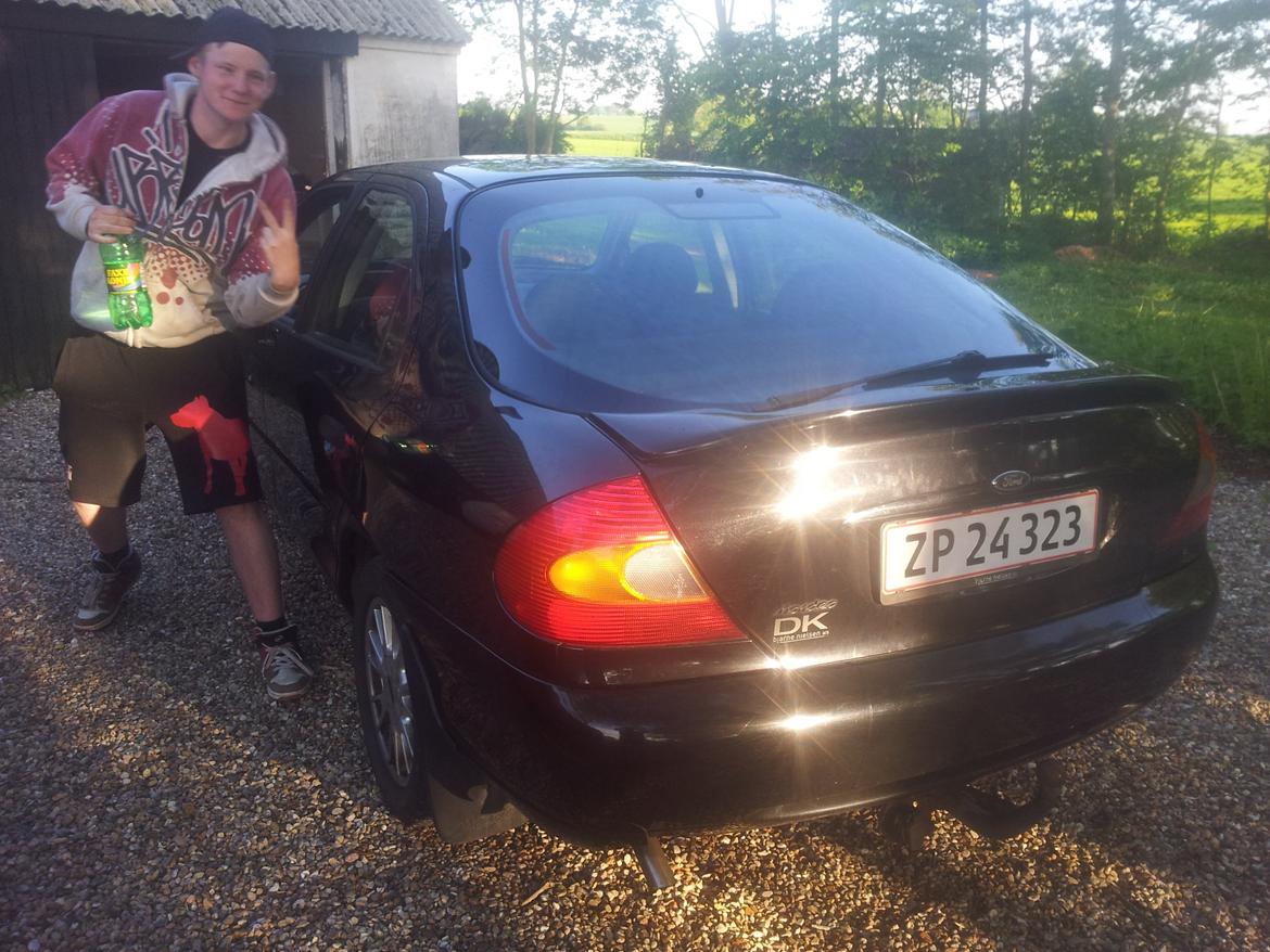 Ford Mondeo mk2 Zetec-E 2,0 billede 3