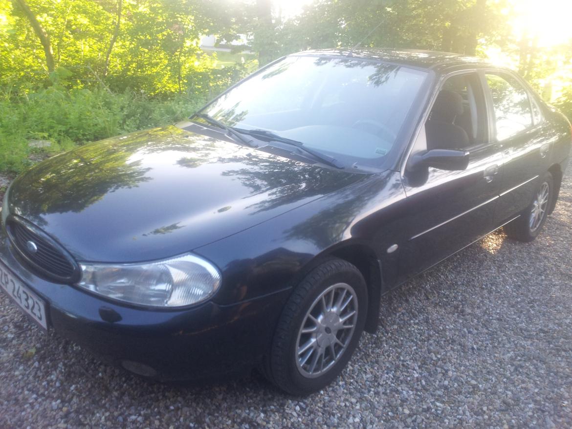 Ford Mondeo mk2 Zetec-E 2,0 billede 2