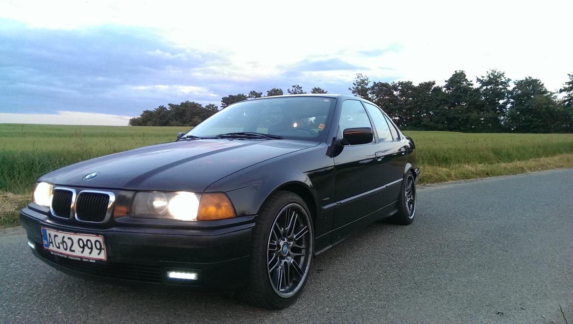 BMW 323i E36 billede 2