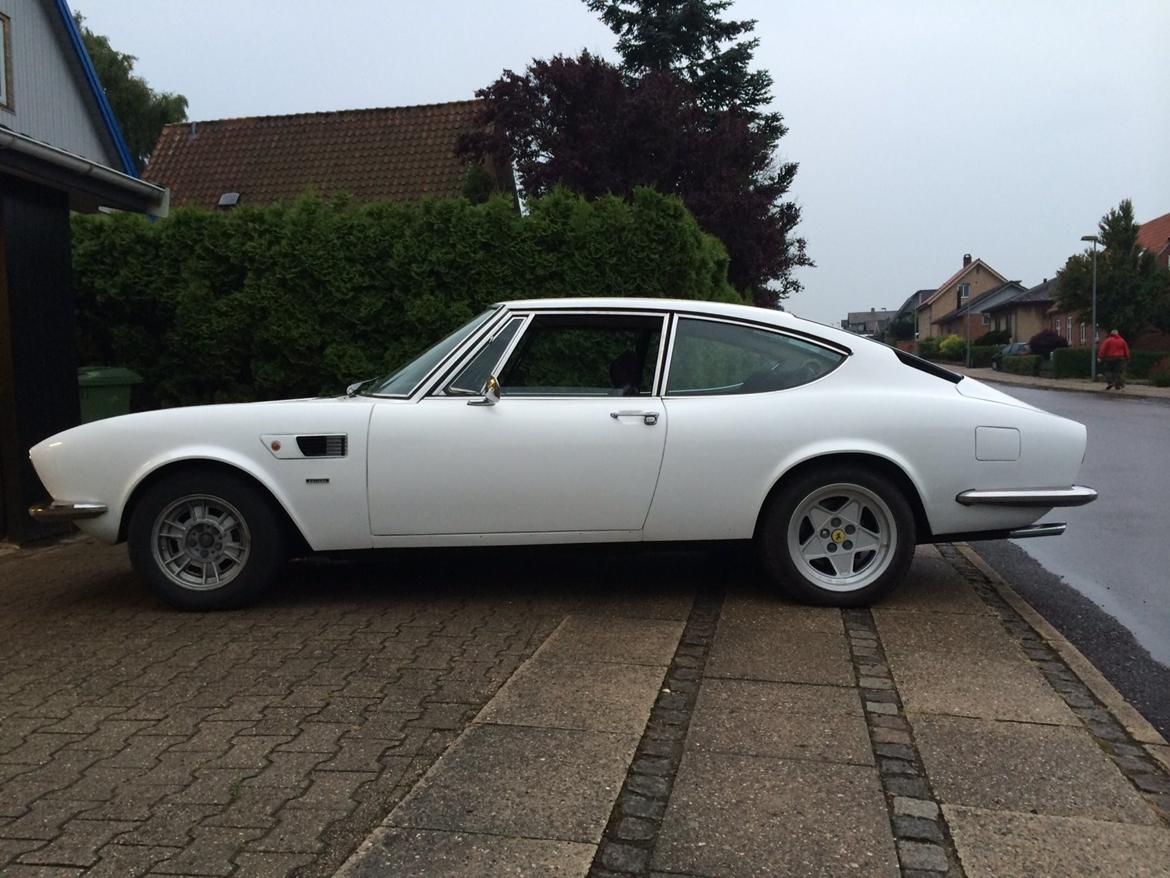 Fiat Dino 2400 Coupe - En original Fiat Dino fælg og en original Ferrari Testarossa fælg. Hvad ser bedst ud? billede 19