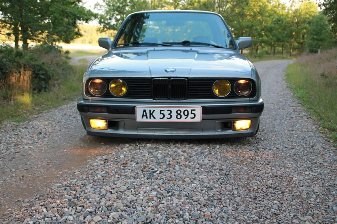 BMW E30 320i billede 16